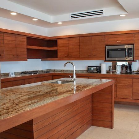 Las Verandas Hotel & Villas First Bight Bagian luar foto