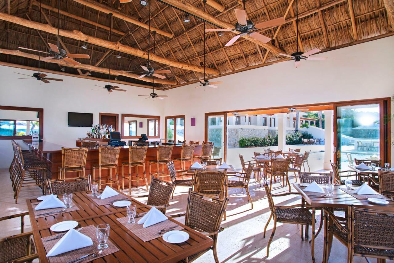 Las Verandas Hotel & Villas First Bight Bagian luar foto