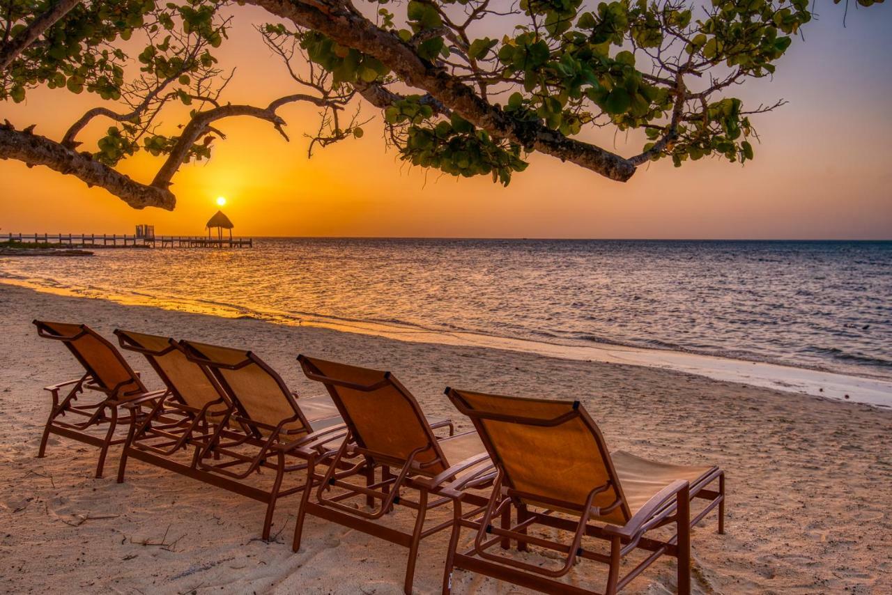 Las Verandas Hotel & Villas First Bight Bagian luar foto