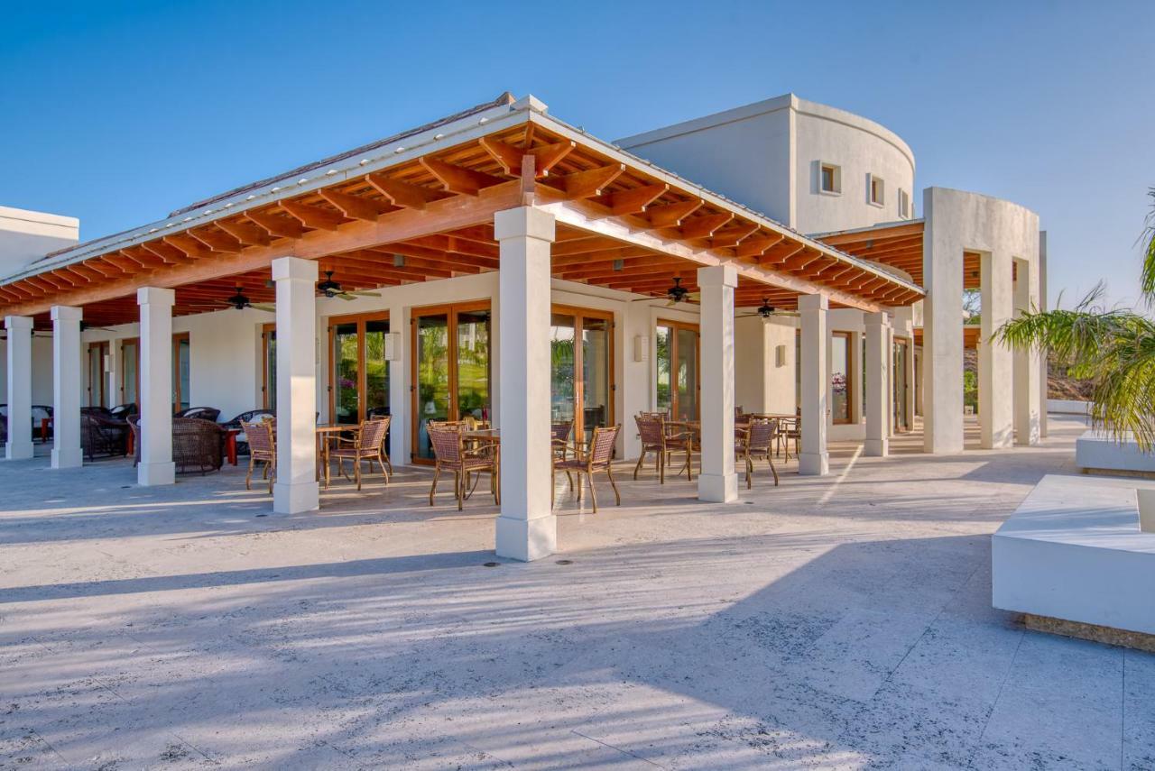 Las Verandas Hotel & Villas First Bight Bagian luar foto